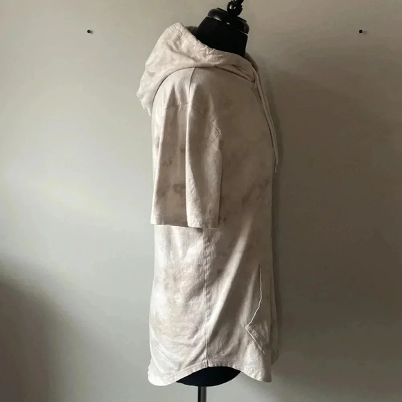 Hollister | Hooded T-  Shirt - Picture 3 of 6